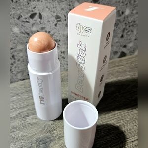 TYS BEAUTY Dew Stick Honeydew Highlighter Stick NEW MSRP $24